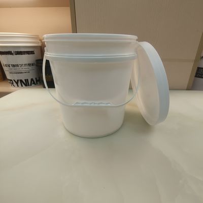 Wit Zwart 10L Ronde Plastic Bucket PP Materiaal Met Afdichting Deksel