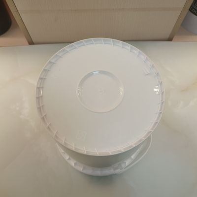 Leakproof 5 Quart Plastic Paint Bucket Frost Resistant