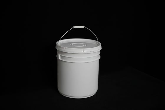 Witte ronde 5 liter plastic emmers UV-bestendige met deksel voor de industrie Landbouw Voedselgeneeskunde