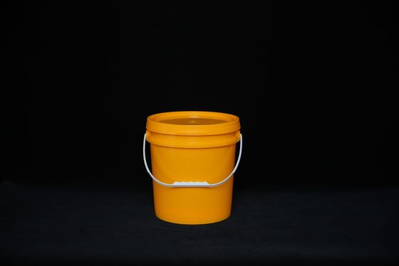 Duurzame plastic emmer met deksel voor voedselproductie en -opslag