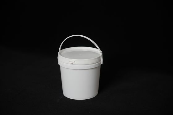 Ronde plastic opslag emmer met lekdicht deksel