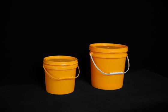 Ronde plastic opslag emmer met lekdicht deksel