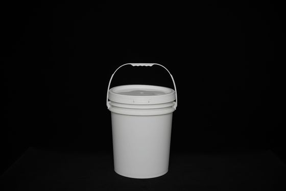 Glanzige ronde plastic emmer met afdichting deksel lichtgewicht ontwerp voor makkelijk schoonmaken